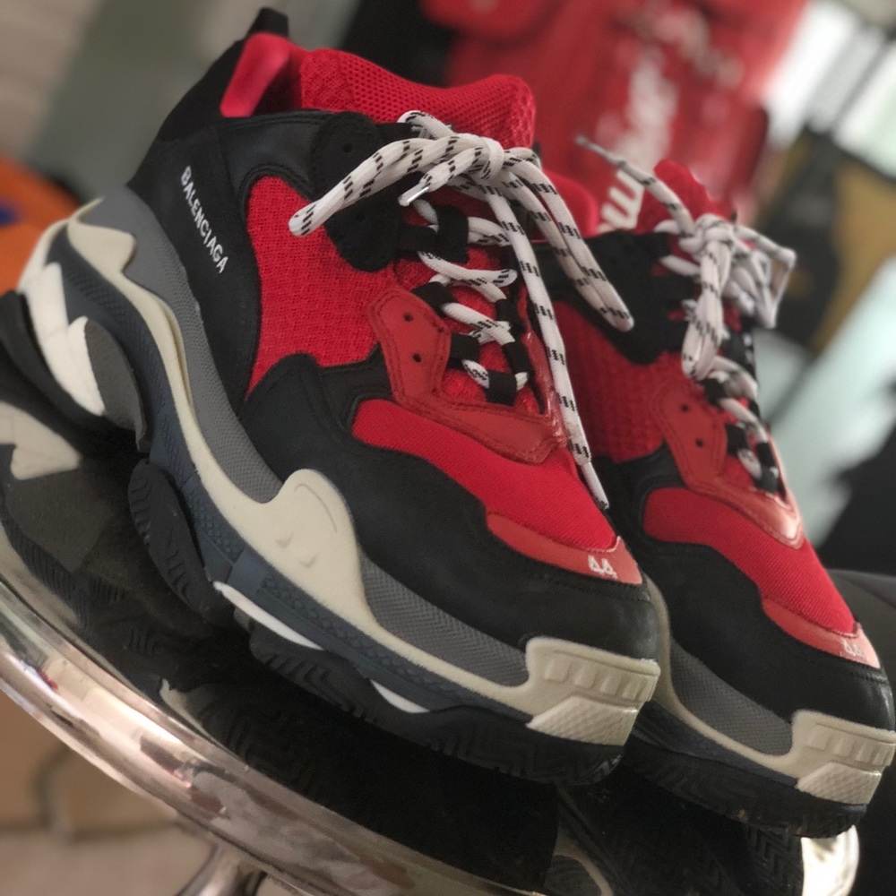 Balenciaga triple s